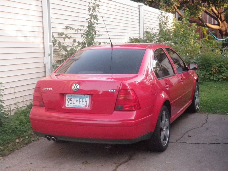 Detail view of the red Jetta GLI